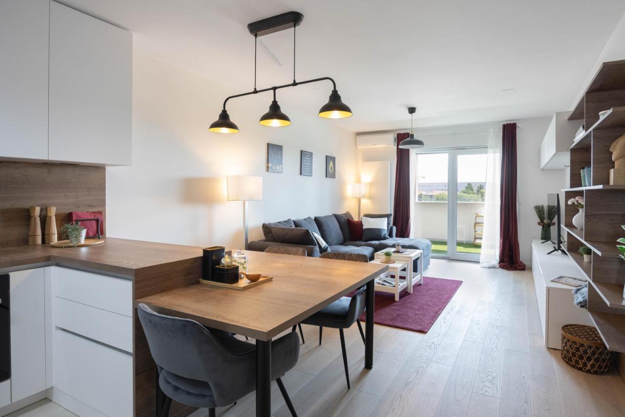Stylish 2Bdr Apartment- Free Garage Zagreb Exterior foto